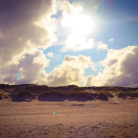 6 Person In Hvide Sande-by Traum *